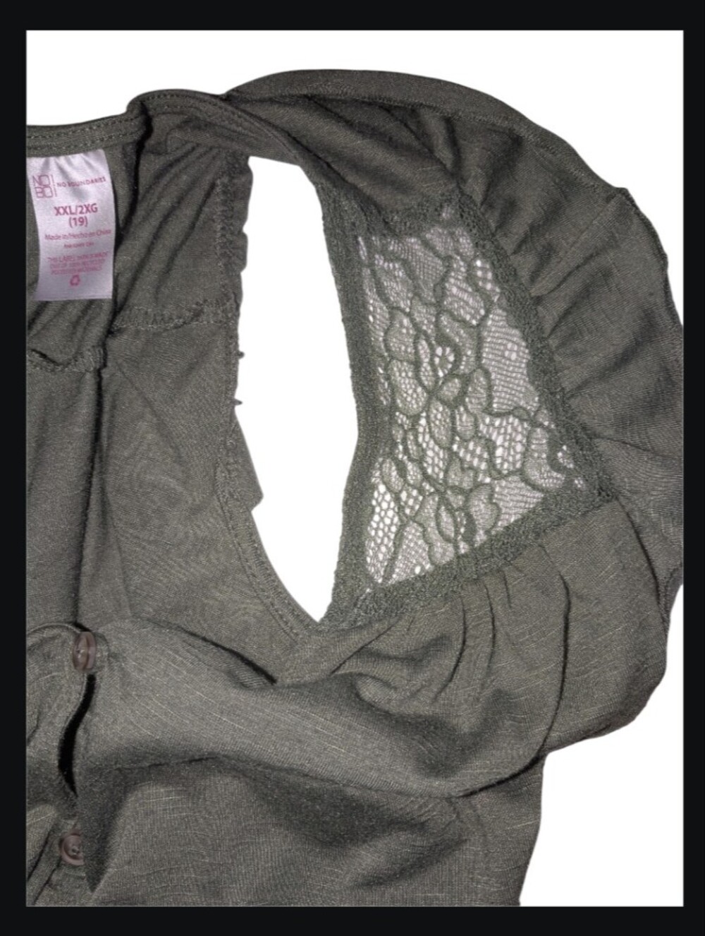 No Boundaries Size XXL Button-Front Ruffle Top in Olive Green - Picture 4 of 8